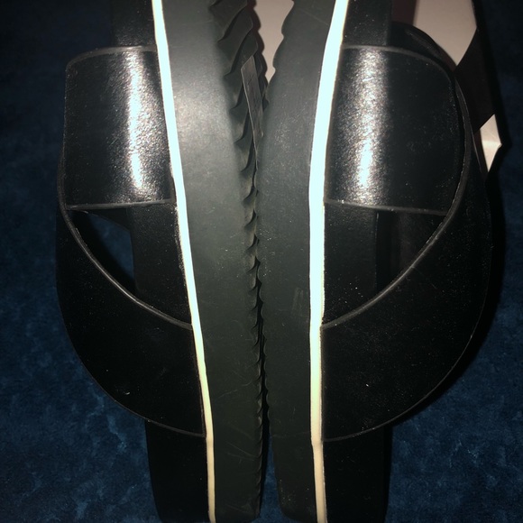 Shoes - Picture 3 of 3